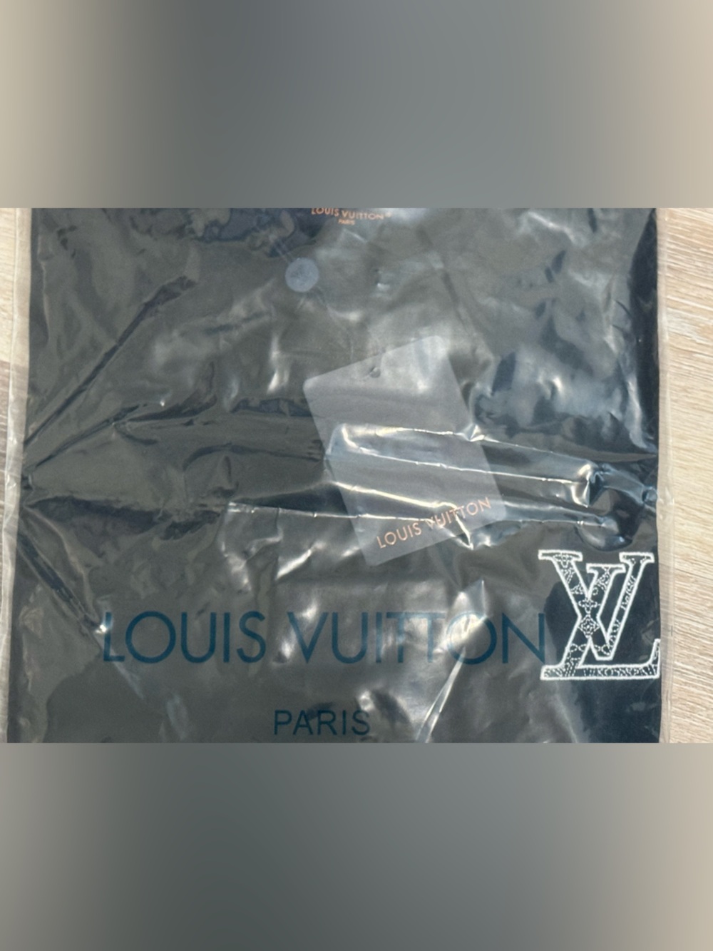 Louis Vuitton Black Short Sleeve Tee with White Monogram Motifs - Picture 5 of 6